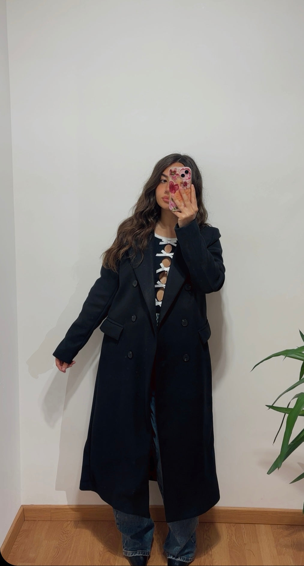 Cappotto nero con bottoni